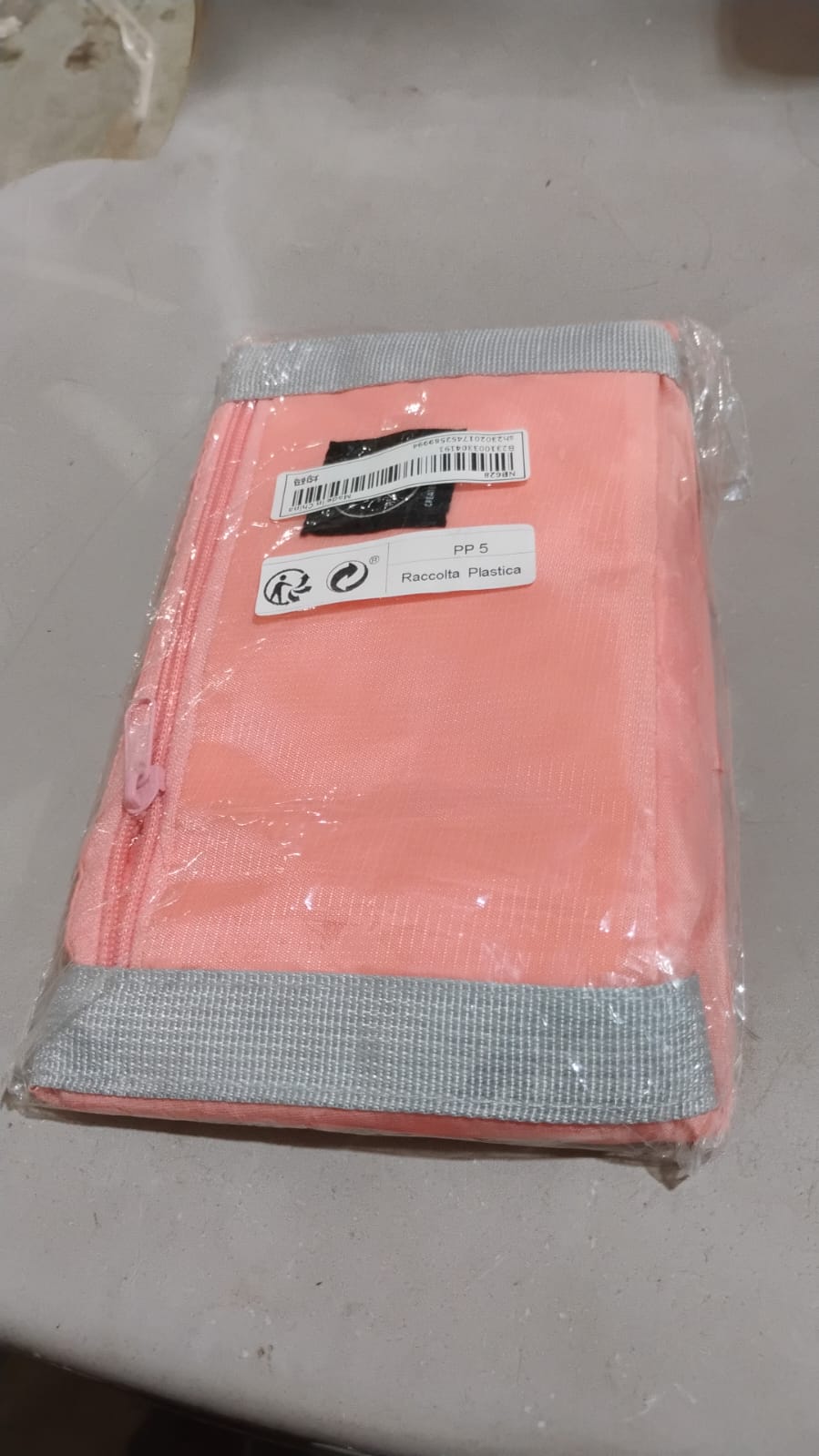 Large Capacity Luggage Bag, Foldable Waterproof Travel Bag (1 Pc / Mix Color) Large Capacity Luggage Bag, Foldable Waterproof Travel Bag (1 Pc / Mix Color)